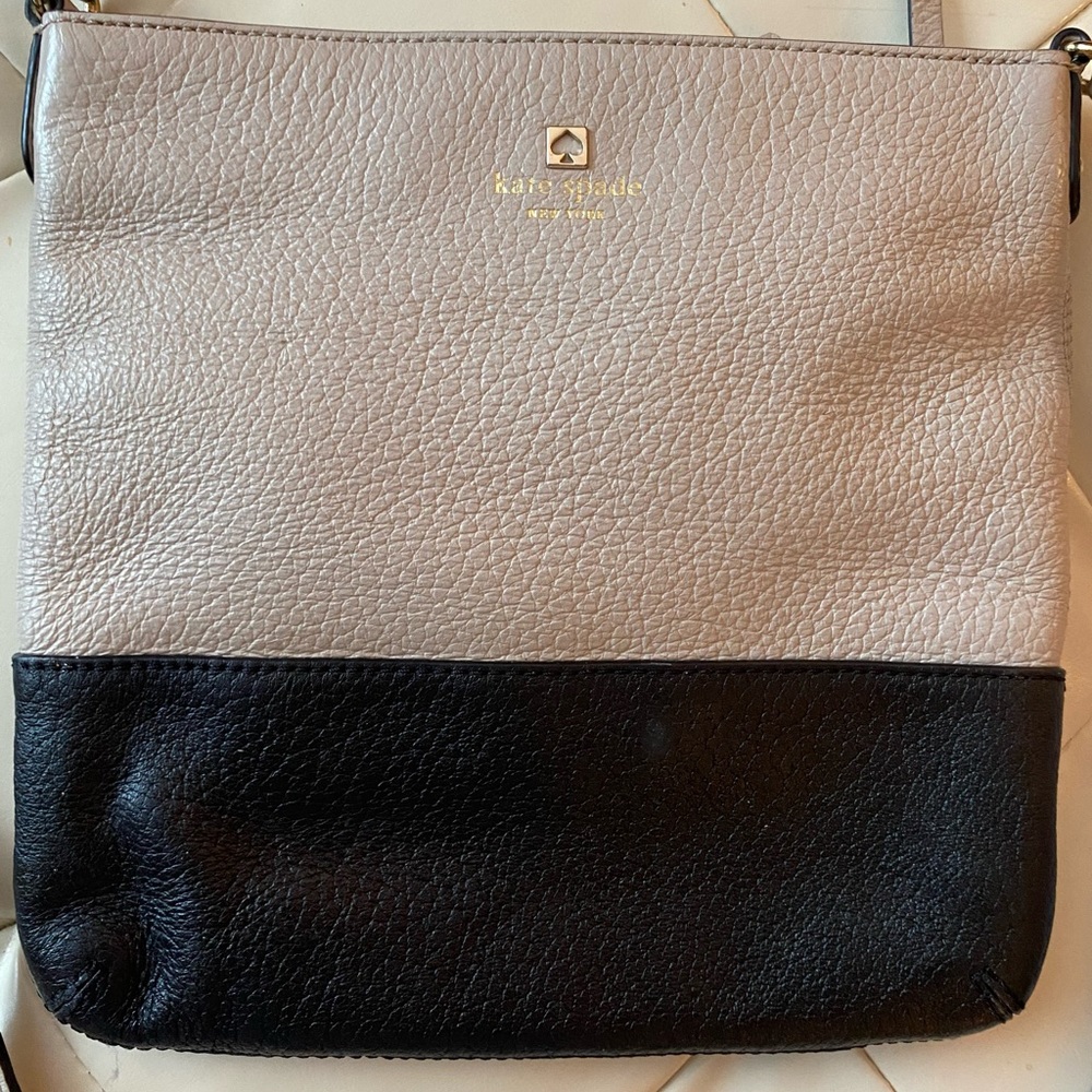 Kate Spade messenger crossbody bag in color block beige and black leather